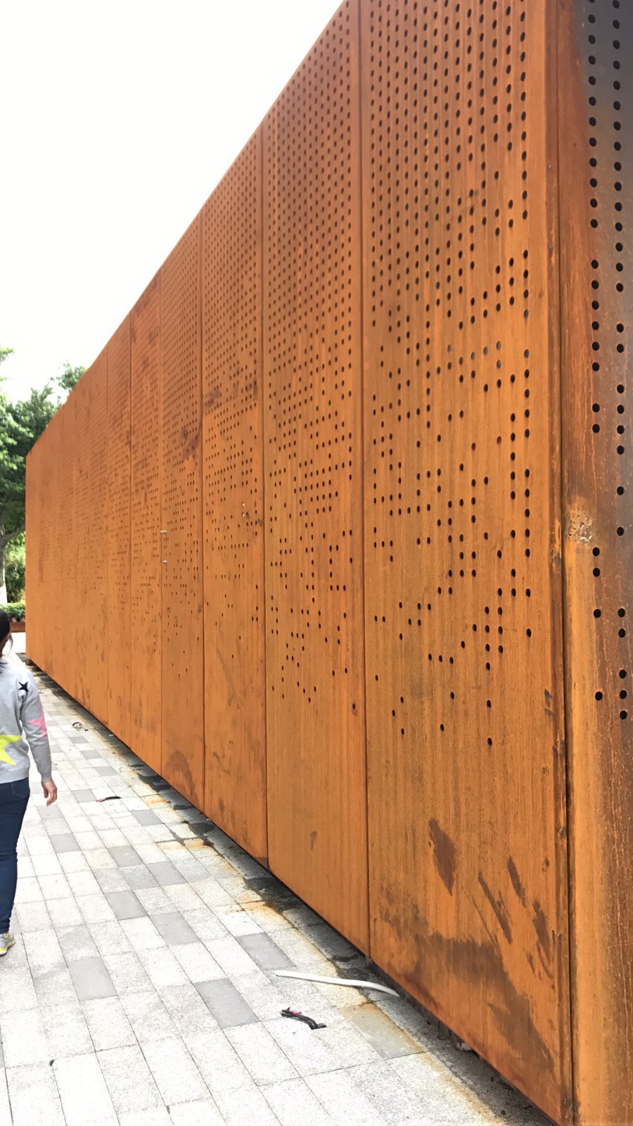 新政镇红锈钢板幕墙